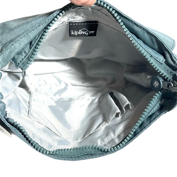 🆕NWT Kipling Lucasta Crossbody Bag in Light Aloe Tonal - Picture 4 of 7